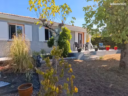 vente maison sur terrain entièrement fermée