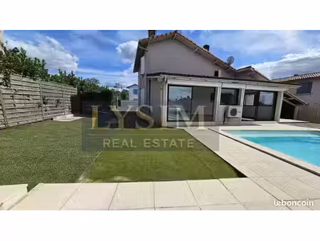 maison 7 pièces 144 m²