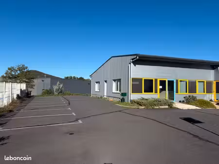 bureaux + garage à louer