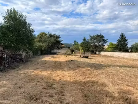 terrain 600 m² bas en basset