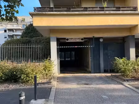 garage 16m2 vigny musset