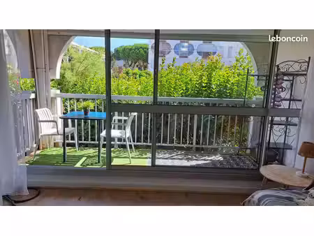 agréable studio à la grande motte