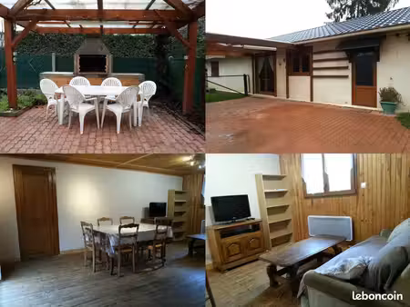 a louer : 1 chambre meublée de 12 m²
