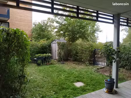 f2 quartier camille claudel avec jardin privatif et terrasse