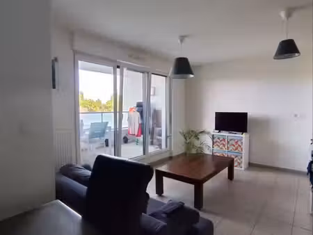 appartement deux pièces garage balcon