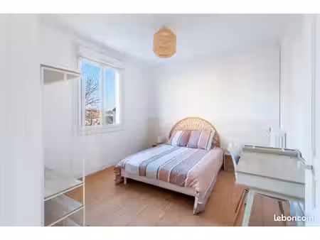maison de ville entièrement rénovée — 77 m²  3 chambres  2 salles d'eau
