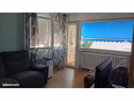 appartement entre ville et lac