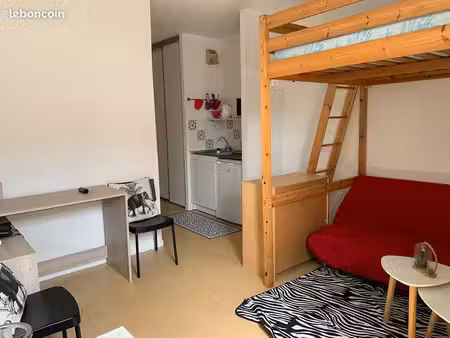 a louer studio meuble hyper centre ville de cholet