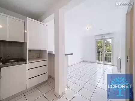 appartement 1 pièce 33 m²