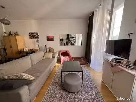 charmant t2 de 34m2 au panier proche de la major - marseille