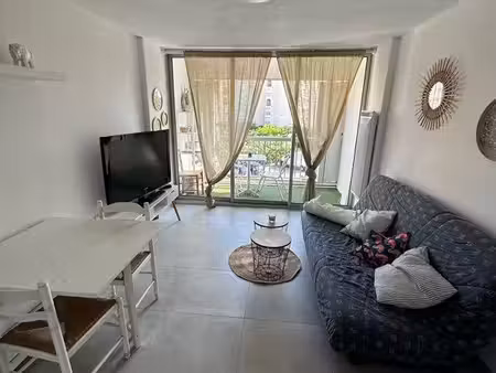 studio à l année à carnon