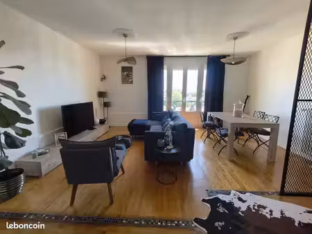 t3 traversant - 69m2 - quartier procé