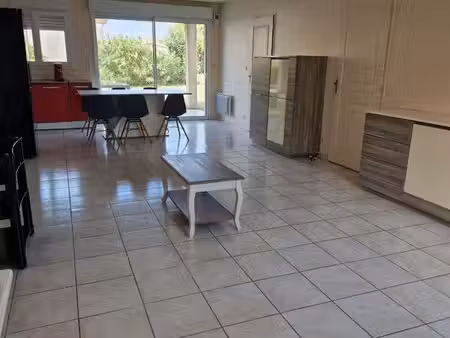 appartement t3 roussillon le haut