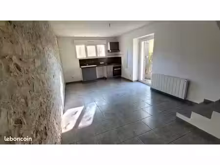 a louer appartement de 40m2 avec jardin hameau laudou 34270