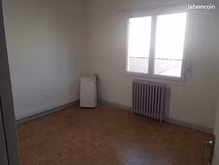 bureau de 12 m² à louer