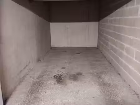 location garage fermé