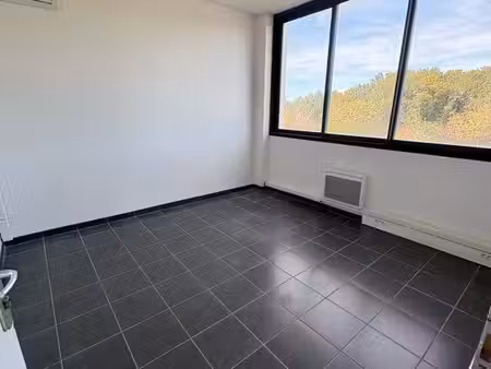 local commercial à louer