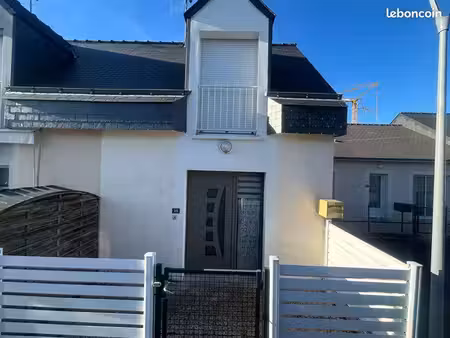 maison a loué 35 m2 avec une pace de parking