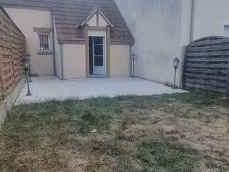 maison avec cour privative