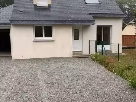 proche école de parachutisme de meucon maison à louer
