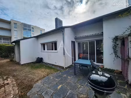 maison 6 pièces 99 m²