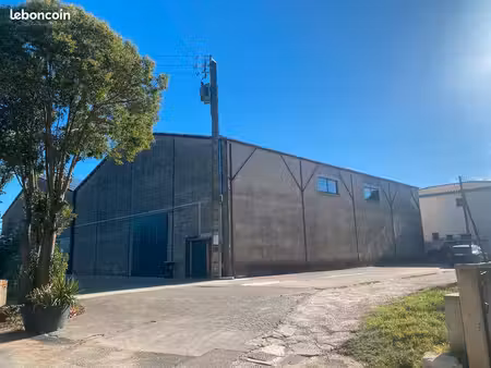 hangar de stockage - 465m2 - 2.090 euros ht - 5 min lunel et autoroutes