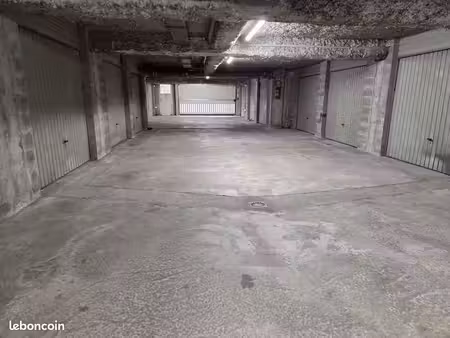 a louer — box / garage sécurisé nantes est 44300 (grand blottereau / landreau)