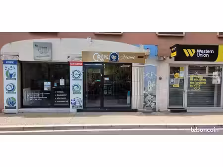 local commercial crêperie