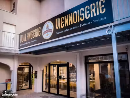 boulangerie-pâtisserie artisanale — four à bois  excellente rentabilité — 180 000 à négoci