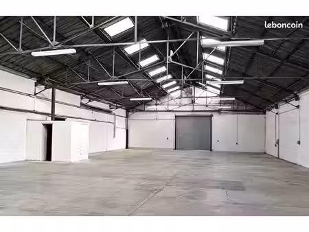 local industriel 450m2 + parking 600m2 valergues 34130