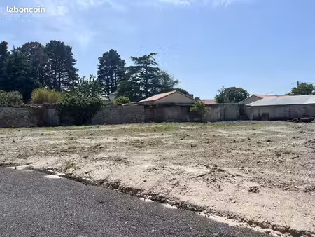 terrain à bâtir de 333 m² à haute-goulaine (44)