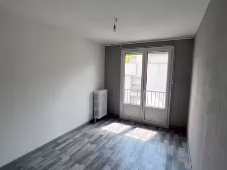 appartement 3 pièces 55 m²
