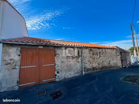inconnu 2 pièces 95 m²