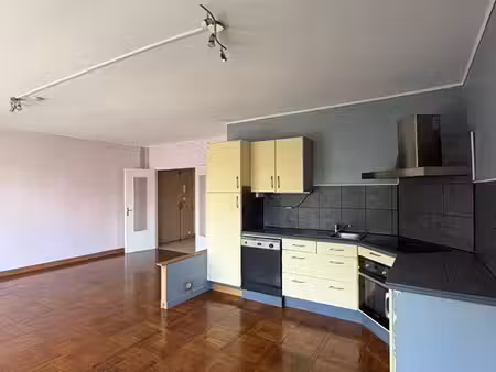 vends appartement st-etienne centre deux