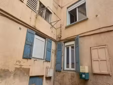 immeuble 6 pièces 145 m²