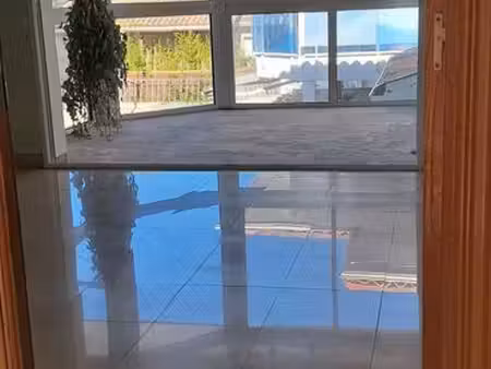 appartement 2 chambres 55 m² proche centre ville plage