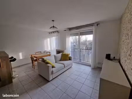 t2 meublé 42m2