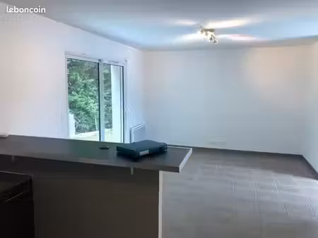 maison 90 m² saint yzan de soudiac