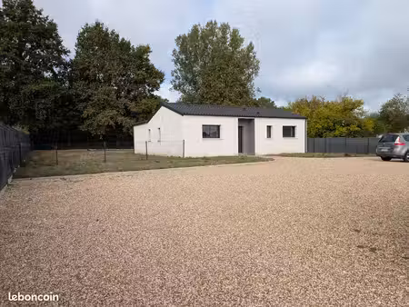 maison individuelle f4 avec terrain de 1500m2 à gours