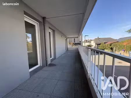 appartement 3 pièces 64 m²