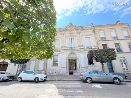 bureaux 678 m² agen