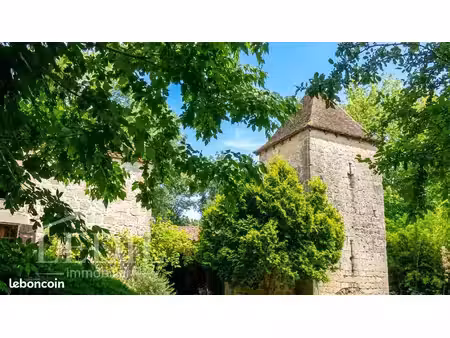 propriété 6 pièces 300 m²