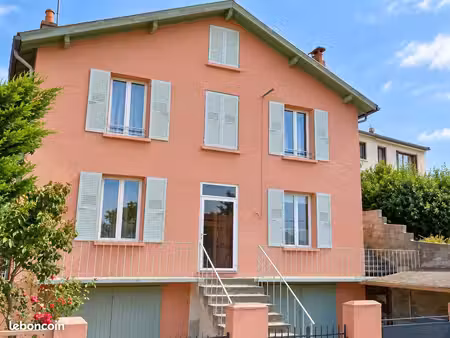 maison à rénover avec beau potentiel