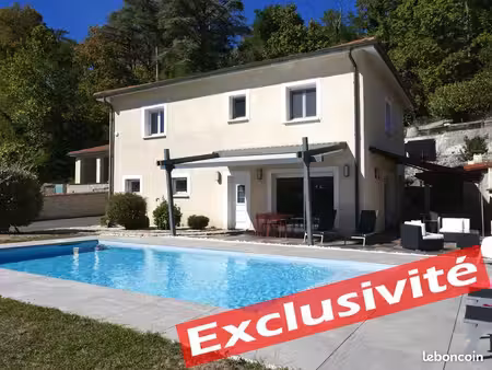 maison 137 m² unieux