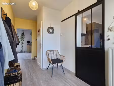 maison 6 pièces 104 m²