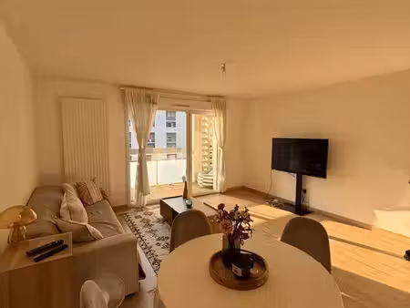 bel appartement t3