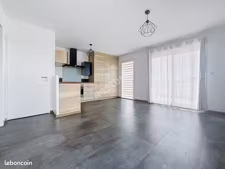 appartement 3 pièces 58 m²