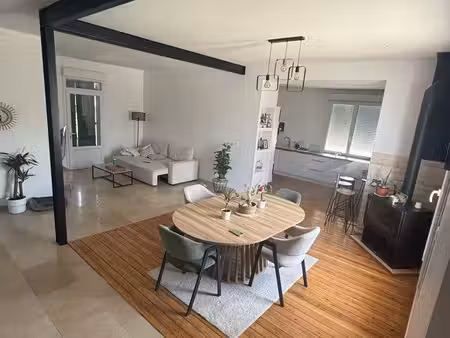 maison de campagne en pierres