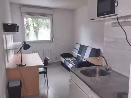location studio appartement meuble equipe dans residence etudiante