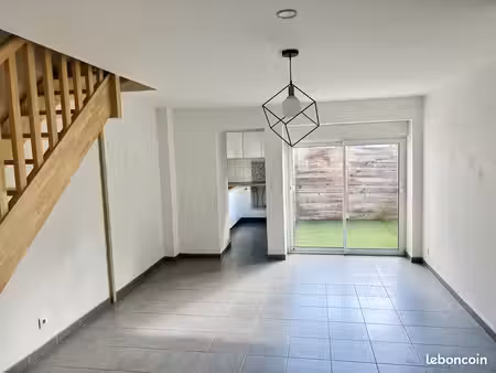 maison individuelle 49 m2 avec terrasse - les justices- angers